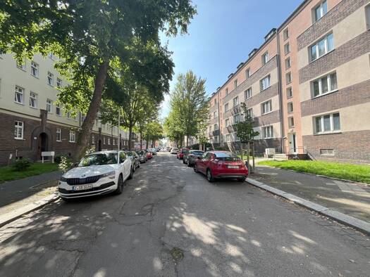 Wohnung zur Miete 457 € 3 Zimmer 70,6 m² EG frei ab sofort Heinrich Heine Str. 49 Pölbitz Zwickau 08058