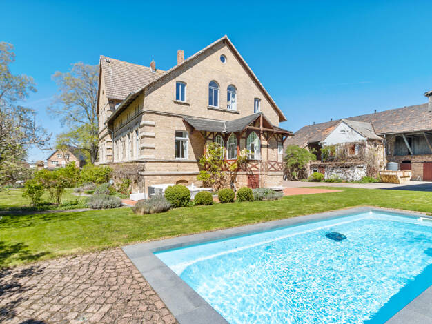 Mehrfamilienhaus zum Kauf 685.000 € 8 Zimmer 345 m² 1.902 m² Grundstück Steuden Teutschenthal 06179
