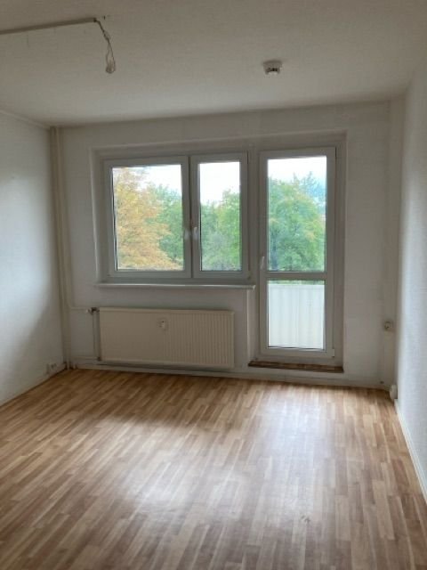 Wohnung zur Miete 190 € 1 Zimmer 31,3 m²<br/>Wohnfläche 4.<br/>Geschoss Prager Straße 2 Berliner Platz Erfurt 99091