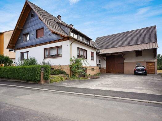 Einfamilienhaus zum Kauf 245.000 € 7 Zimmer 194,5 m² 800 m² Grundstück Rennertehausen Allendorf (Eder) 35108