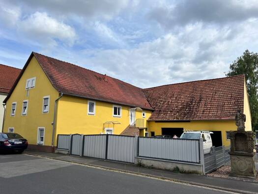 Haus zur Miete 1.200 € 5,5 Zimmer 150 m² 765 m² Grundstück frei ab sofort Albertshausen Bad Kissingen 97688