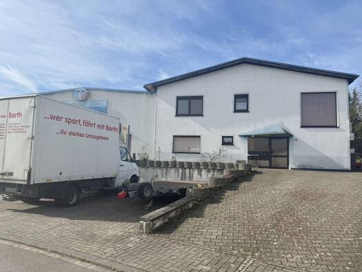 Werkstatt zum Kauf 875.000 € 930 m² Lagerfläche Flehingen Oberderdingen 75038