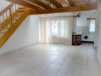 Wohnung zur Miete 1.050 € 3 Zimmer 97,5 m² Dachgeschoss, 4. Geschoss frei ab sofort Nagold 72202