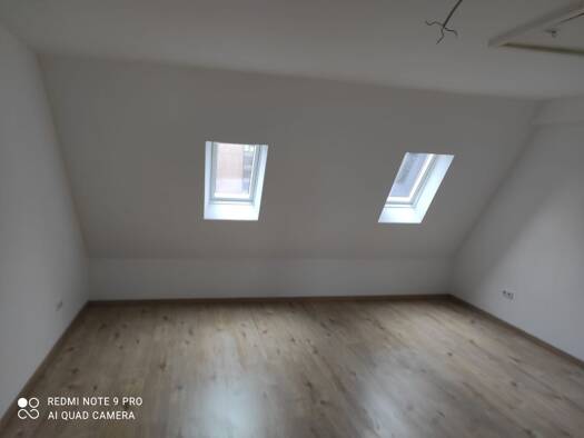 Wohnung zur Miete 975 € 3 Zimmer 103 m² frei ab 01.10.2025 Daimlerstraße 8 a Hanau 63450