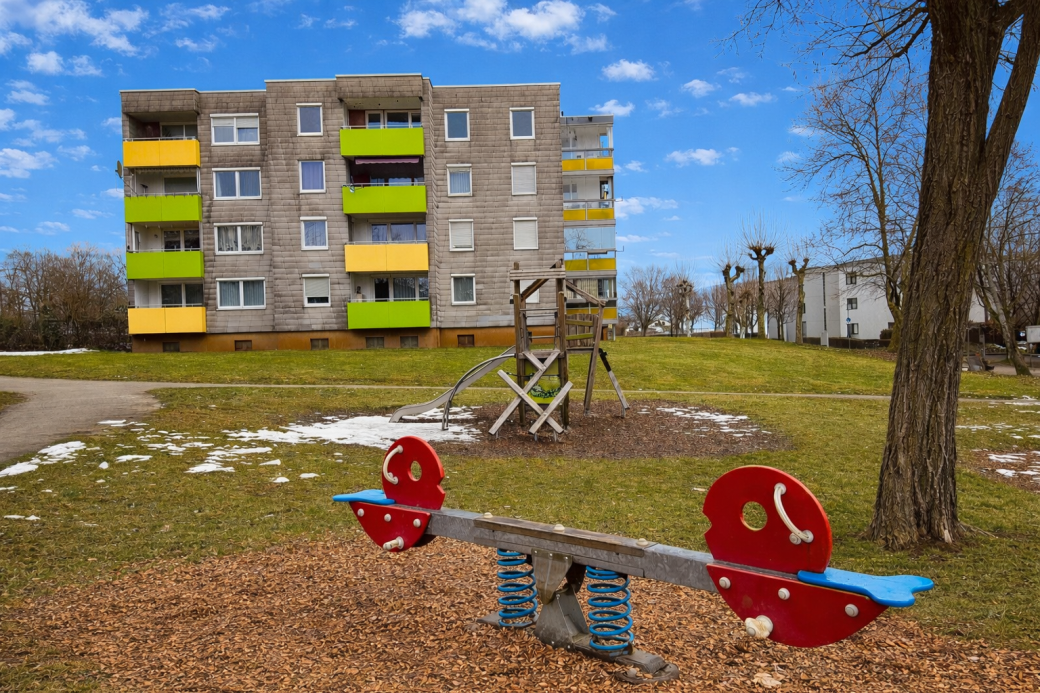 Immobilie in Schwäbisch Gmünd - Handwerker aufgepasst ! Interessante 2 Zimmer Wohnung mit Balkon - Bild 0