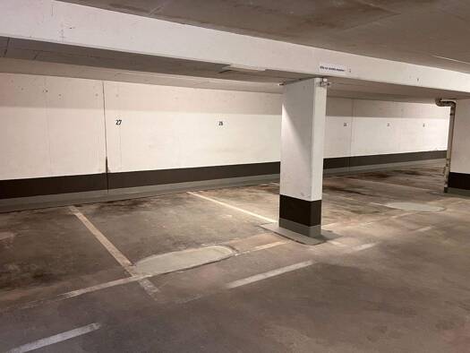 Tiefgarage zur Miete 60 € Boderitzer Straße/ Gostritzer Weg / Börnerweg 25, Innere Altstadt Dresden / Mockritz 01217