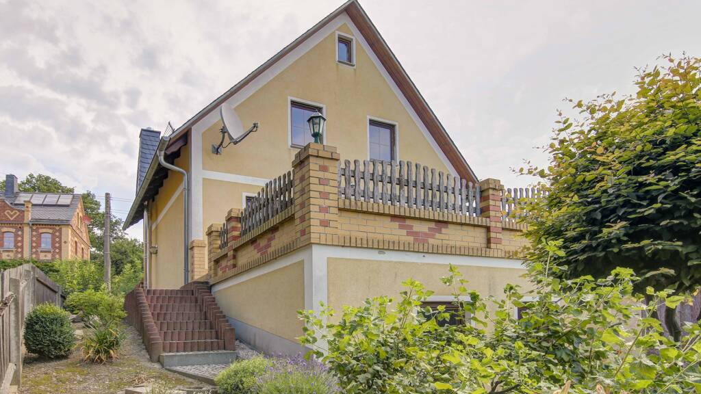 Haus zum Kauf 235.000 € 5 Zimmer 184 m² 436 m² Grundstück frei ab sofort Tschirma Berga/Elster 07980