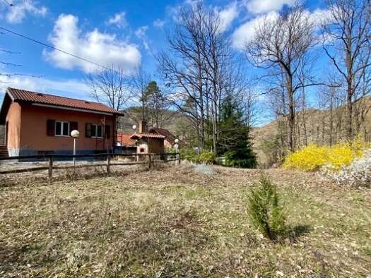 Villa zum Kauf 135.000 € 8 Zimmer 153 m² 4.000 m² Grundstück Pareto 15010