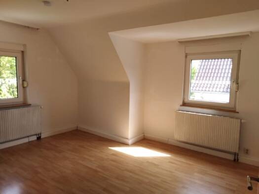 Wohnung zur Miete 890 € 3,5 Zimmer 80 m² Geschoss 2/3 frei ab sofort Weststadt Ulm 89077