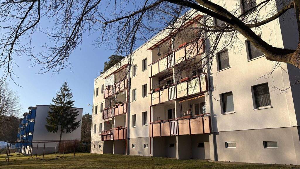 Mehrfamilienhaus zum Kauf als Kapitalanlage geeignet 1.400.000 € 1.459,4 m² 9.850 m² Grundstück Barhöft Klausdorf 18445