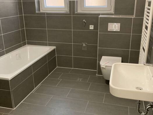 Wohnung zur Miete 1.112 € 3 Zimmer 107,6 m² 2. Geschoss Heerenstr. 37 Frohnhausen Stadtbezirk III 45145