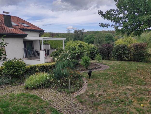 Mehrfamilienhaus zum Kauf provisionsfrei 1.150.000 € 10,5 Zimmer 330 m² 939 m² Grundstück Kirchheim Kirchheim unter Teck 73230
