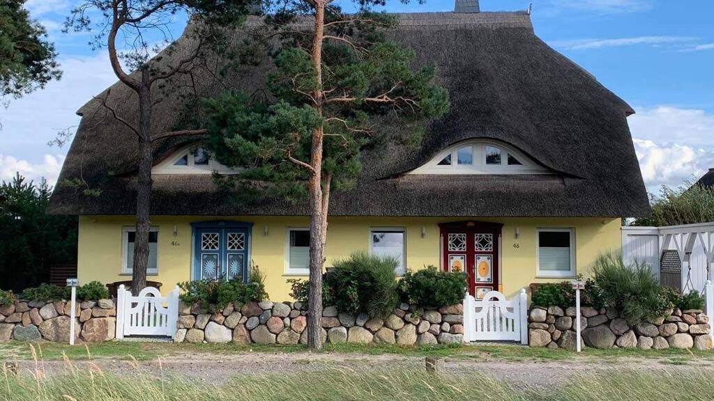 Mehrfamilienhaus zum Kauf 1.900.000 € 10 Zimmer 240 m² 880 m² Grundstück Dierhagen Strand Dierhagen 18347