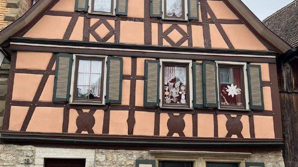 Einfamilienhaus zum Kauf 88.000 € 5 Zimmer 104,4 m² 130 m² Grundstück Creglingen 97993