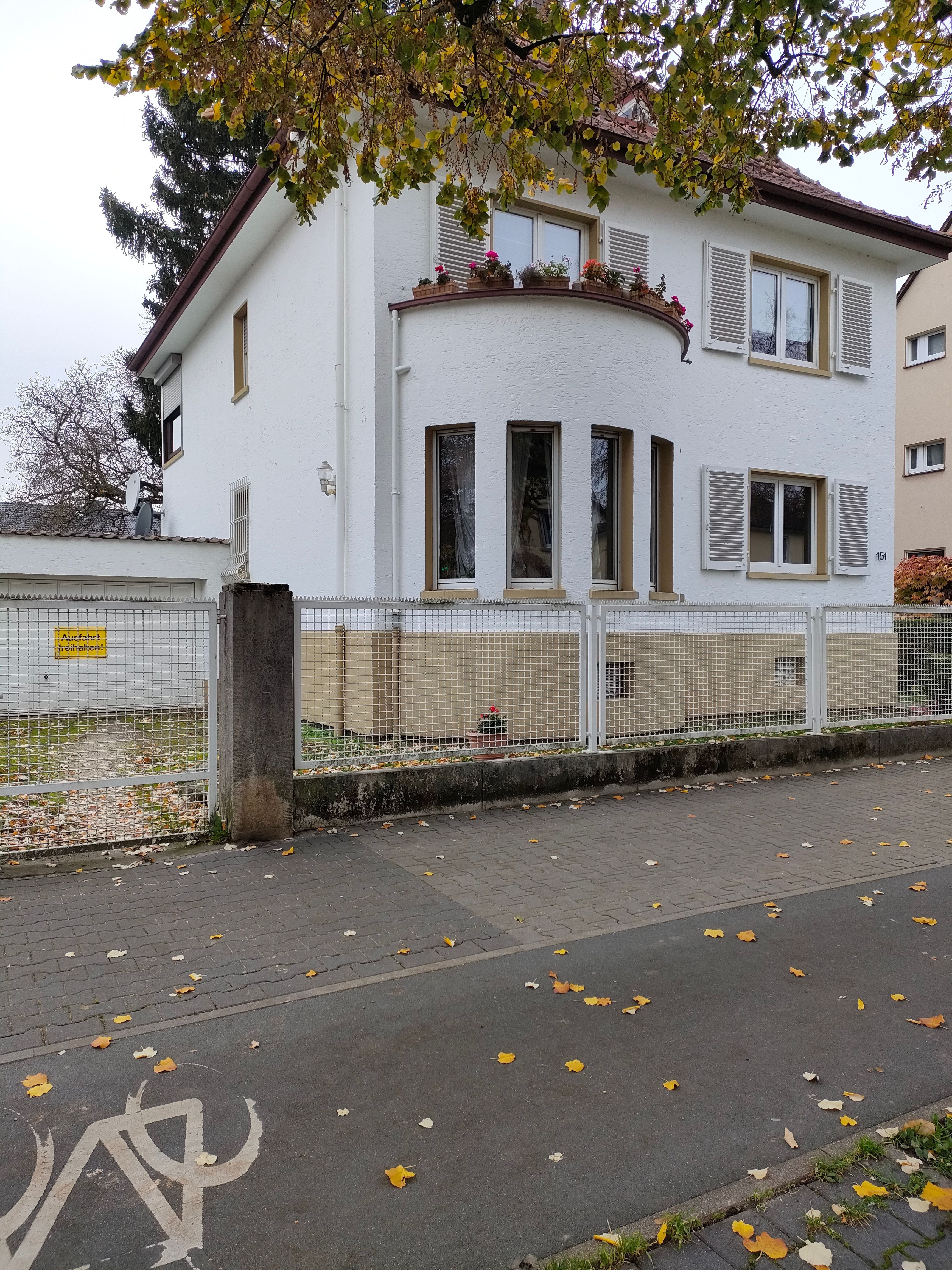 Mehrfamilienhaus zum Kauf 650.000 € 6 Zimmer 160 m²<br/>Wohnfläche 700 m²<br/>Grundstück Unterliederbach Frankfurt am Main 65929