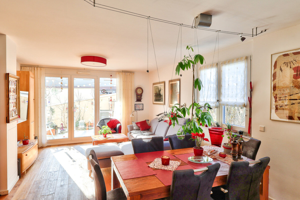 Maisonette zum Kauf 695.000 € 4 Zimmer 94,1 m²<br/>Wohnfläche EG<br/>Geschoss Neugilching Gilching 82205