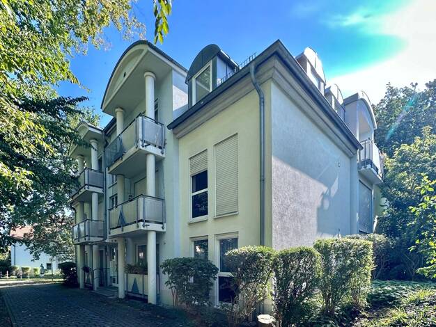 Terrassenwohnung zum Kauf als Kapitalanlage geeignet 330.000 € 3 Zimmer 92 m² Wägnerstraße 13a Blasewitz Dresden 01309