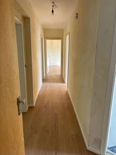Wohnung zur Miete 790 € 3 Zimmer 79,4 m² 2. Geschoss frei ab sofort Kaarster Str. 2 Weissenberg Neuss 41462