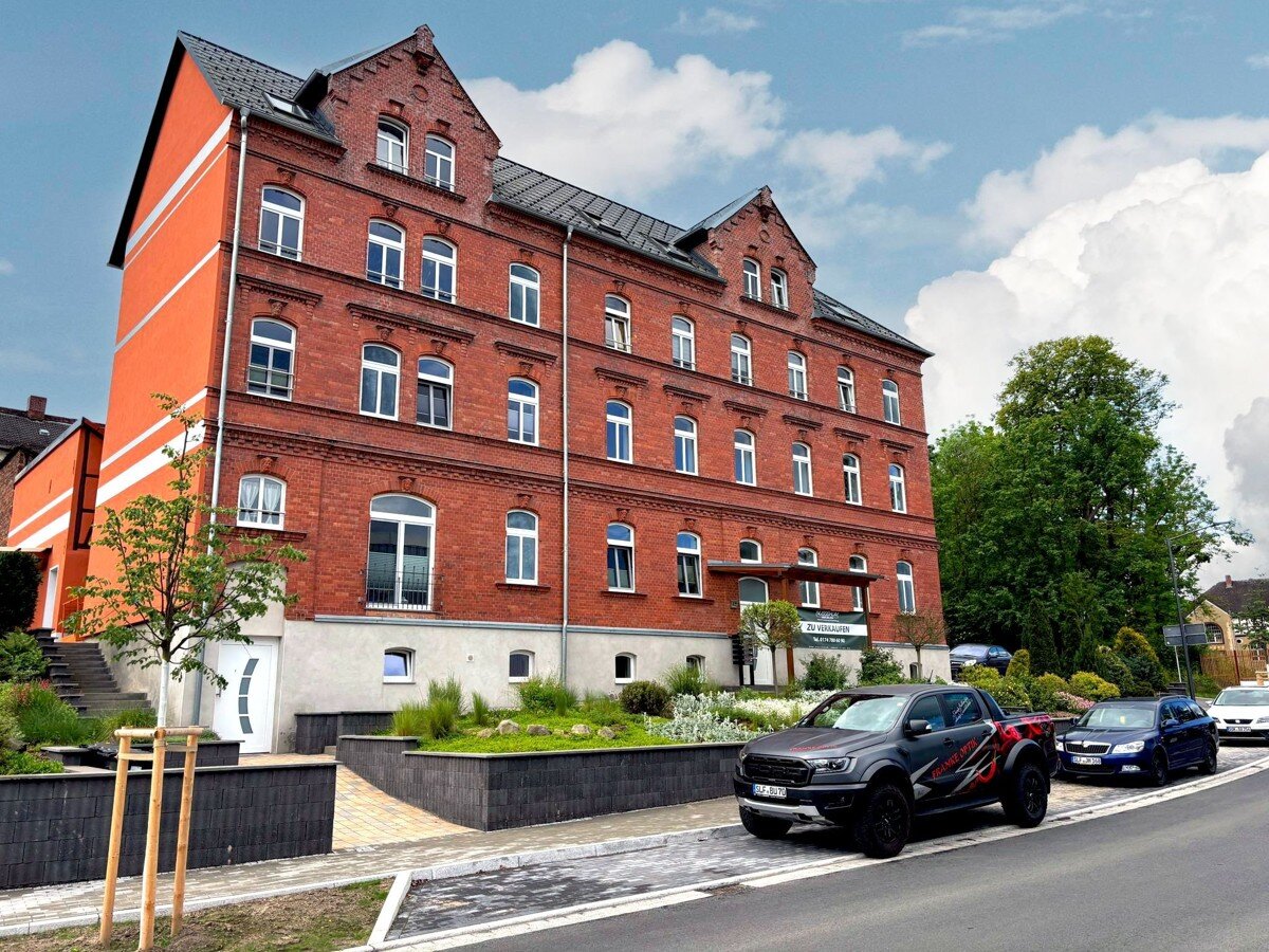 Haus zum Kauf 785.000 € 4 Zimmer 560 m²<br/>Wohnfläche 1.070 m²<br/>Grundstück Karl-Marx-Straße 59 Pößneck,Stadt Pößneck 07381