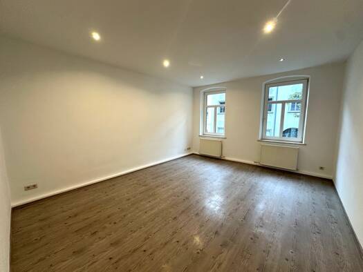 Wohnung zur Miete 430 € 3 Zimmer 71,1 m² 1. Geschoss frei ab sofort Karl-Liebknecht-Straße 23 Ostviertel Gera 07546