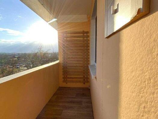 Wohnung zur Miete 385 € 3 Zimmer 68,6 m² 4. Geschoss Lindenstraße 135 Alten Dessau-Roßlau 06847