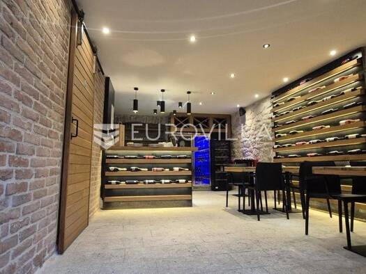 Einfamilienhaus zum Kauf 950.000 € 4 Zimmer 220 m² Milna Milna 21405