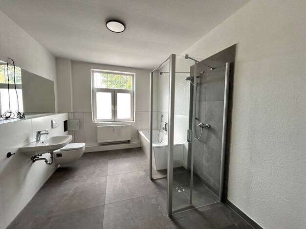 Wohnung zur Miete 500 € 3 Zimmer 92 m² EG Hohenstein-Ernstthal Hohenstein-Ernstthal 09337