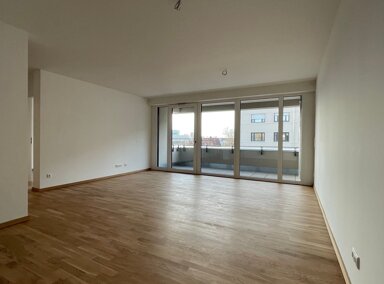 Wohnung zur Miete 1.650 € 4 Zimmer 98 m² 3. Geschoss frei ab sofort Muggenhof Nürnberg 90429