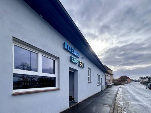 Laden zum Kauf 279.000 € 4 Zimmer 22,9 m² Verkaufsfläche Lager Hammelburg Hammelburg 97762