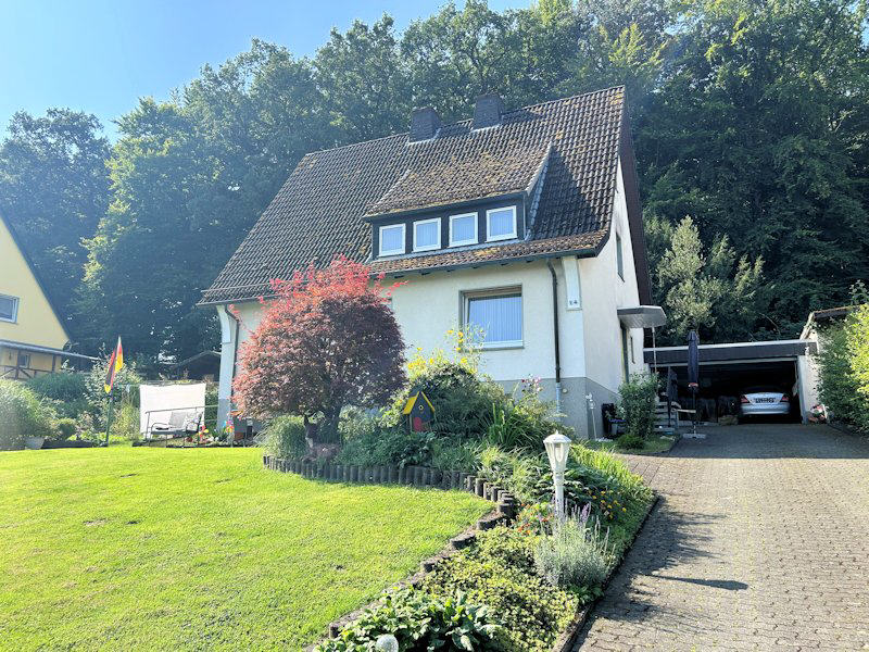 Einfamilienhaus zum Kauf 198.000 € 8 Zimmer 134,2 m²<br/>Wohnfläche 712 m²<br/>Grundstück Belecke Warstein 59581