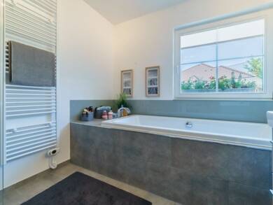 Bungalow zum Kauf provisionsfrei 221.439 € 3 Zimmer 88,3 m² 361 m² Grundstück Suhl Suhl/OT Heinrichs 98529