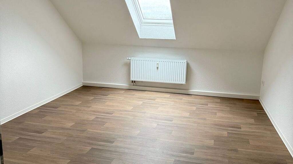 Wohnung zur Miete 350 € 2 Zimmer 59 m² Erich-Mäder-Straße 8 Altenburg 04600