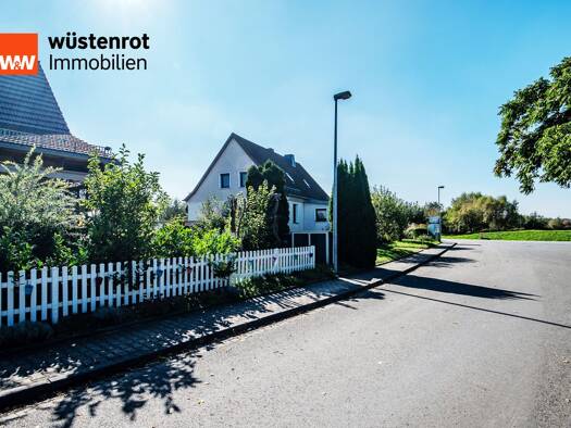 Doppelhaushälfte zum Kauf 219.000 € 3 Zimmer 80,2 m² 527 m² Grundstück Frohburg Frohburg 04654