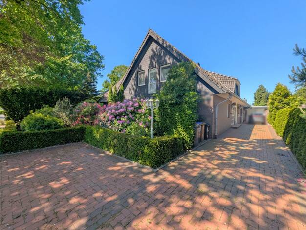Einfamilienhaus zum Kauf 459.000 € 9 Zimmer 275 m² 989 m² Grundstück Neuenburg Zetel 26340