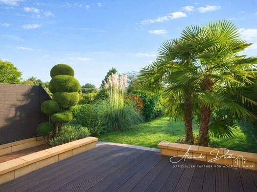 Reihenmittelhaus zum Kauf 5 Zimmer 142,4 m² 248 m² Grundstück Stadtfeld West Magdeburg 39110