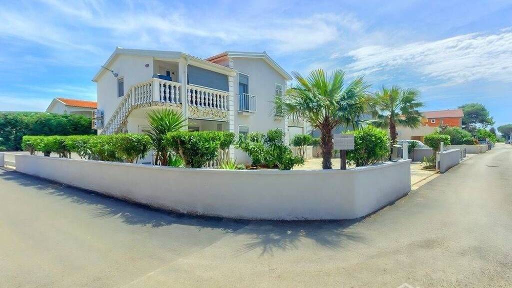 Haus zum Kauf 590.000 € 20 Zimmer 178 m² Vir