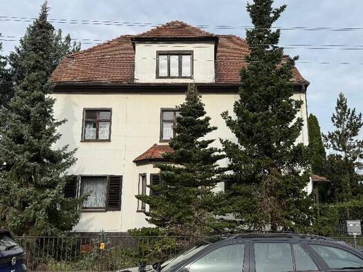 Mehrfamilienhaus zum Kauf als Kapitalanlage geeignet 250.000 € 11 Zimmer 200 m² 850 m² Grundstück Pirna Pirna 01796