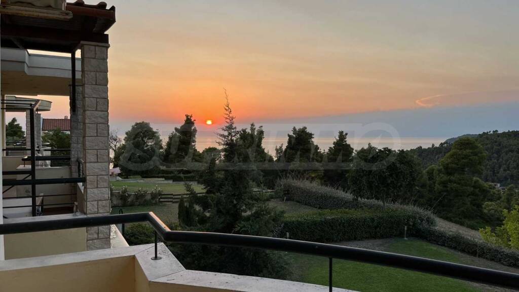 Reihenmittelhaus zum Kauf 370.000 € 120 m² Elani