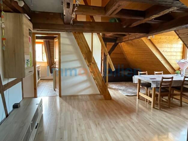Wohnung zum Kauf 129.000 € 2 Zimmer 52,2 m² Dachgeschoss Bad Urach Bad Urach 72574