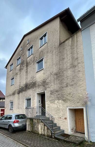Einfamilienhaus zum Kauf 158.000 € 9 Zimmer 220 m² 140 m² Grundstück Pappenheim Pappenheim 91788