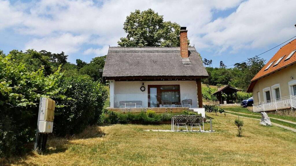 Einfamilienhaus zum Kauf 229.000 € 3 Zimmer 65 m² 1.000 m² Grundstück Vonyarcvashegy