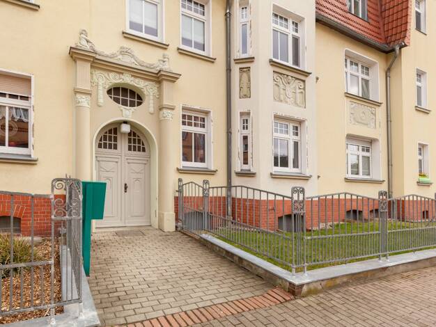 Mehrfamilienhaus zum Kauf 1.330.000 € 38 Zimmer 1.116 m² 808 m² Grundstück Senftenberg Senftenberg 01968