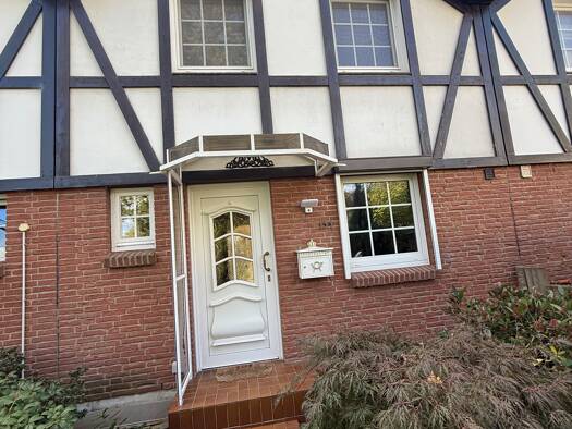 Reihenhaus zur Miete 1.400 € 4 Zimmer 91,3 m² frei ab sofort Buxtehude Buxtehude 21614