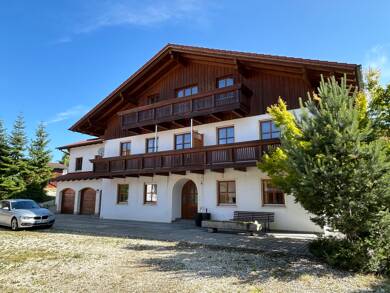 Wohnung zur Miete 680 € 2 Zimmer 71,4 m² Berg Mamming / Berg 94437