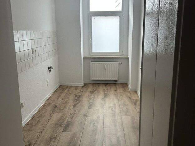 Wohnung zur Miete 398 € 1 Zimmer 39 m² EG Merseburger Str. 49 Lutherplatz Halle Saale 06112