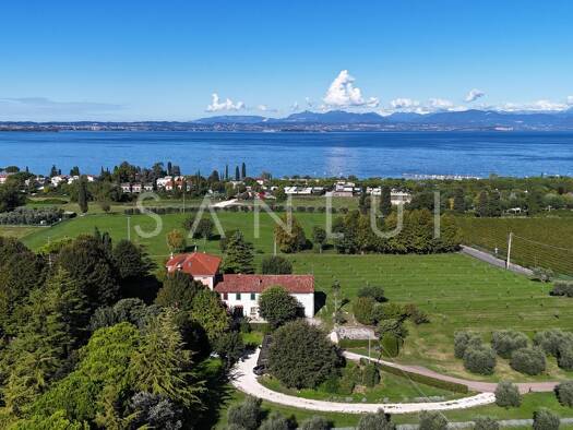 Einfamilienhaus zum Kauf 3.800.000 € 19 Zimmer 450,8 m² 44.150 m² Grundstück Lazise 37017