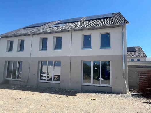 Reihenhaus zur Miete 1.929 € 5,5 Zimmer 136 m² frei ab 01.09.2026 Coschütz/Gittersee Dresden 01189