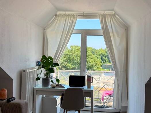 Studio zur Miete 300 € 1 Zimmer 30 m² 3. Geschoss Lütgendortmunder Hellweg 15a Lütgendortmund Dortmund 44388