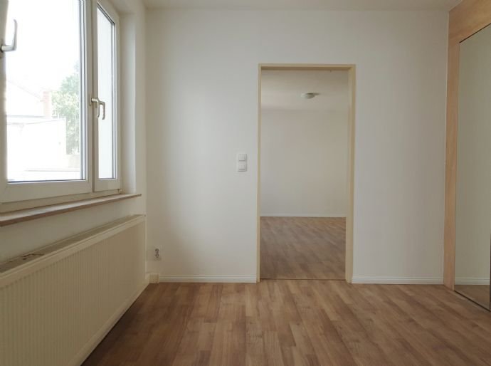 Maisonette zur Miete 550 € 3 Zimmer 106 m²<br/>Wohnfläche EG<br/>Geschoss Laasener Str. 22 Clara-Zetkin-Straße / Friedrich-Engels-Straße Gera 07545