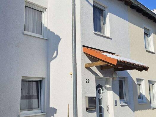 Reihenmittelhaus zum Kauf provisionsfrei 469.000 € 4 Zimmer 135 m² 165 m² Grundstück frei ab 01.08.2026 Gothaer Straße 29 Wieseck Gießen 35396